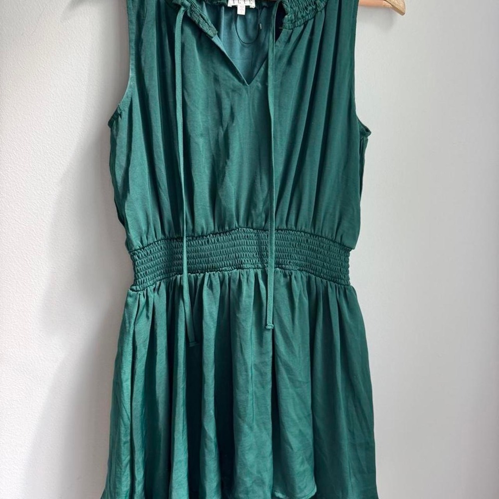 TCEC green mini dress with ruffle details, size L #minidress
